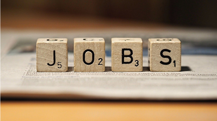 Würfel mit den Buchstaben JOBS